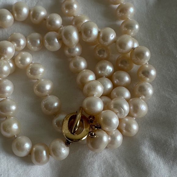 Vintage Freshwater Pearl necklace and bracelet set - Picture 5 of 6